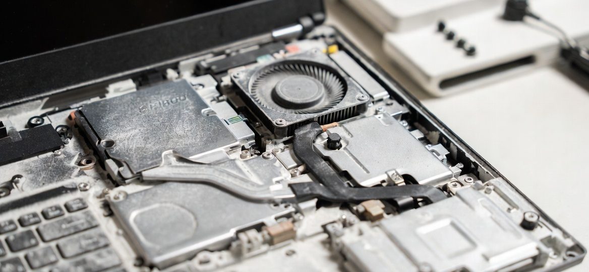 Tips Membersihkan Debu pada Kipas Laptop Secara Aman